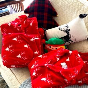 NWT Reindeer PJ’s